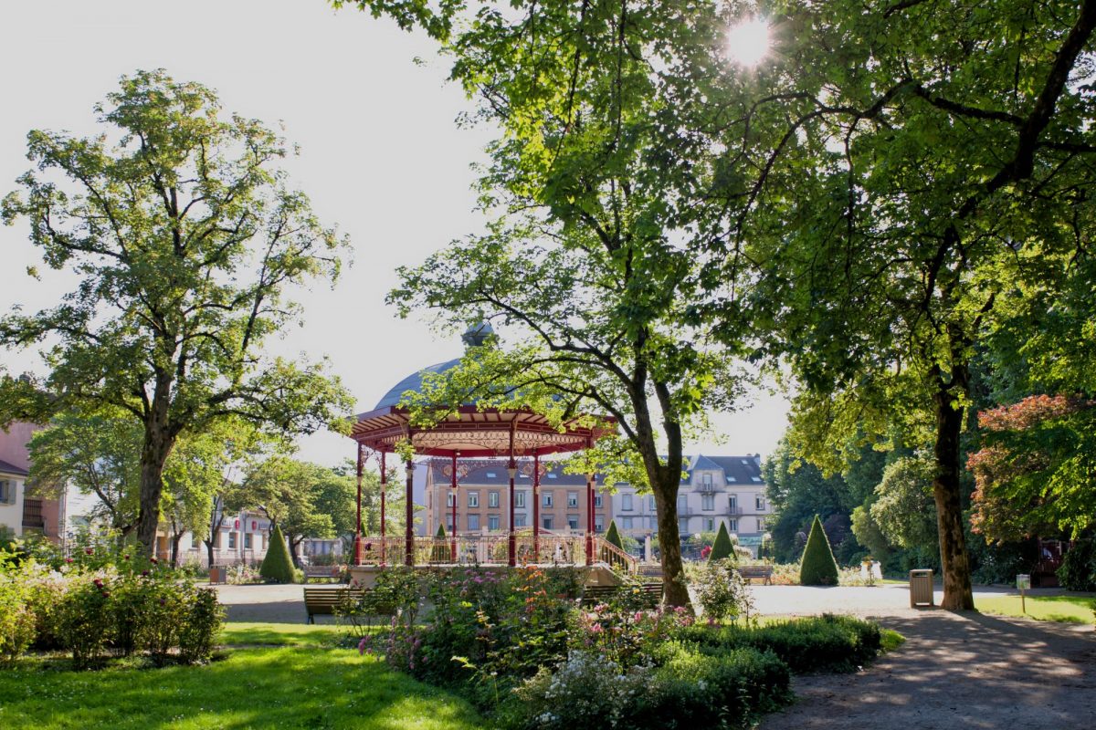 Kiosque  La Roseraie