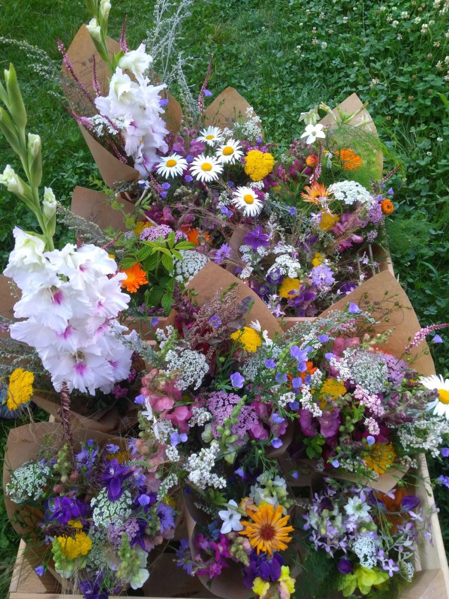 Bouquets de fleurs locales